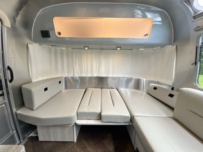 2025 Airstream 25FBT Base