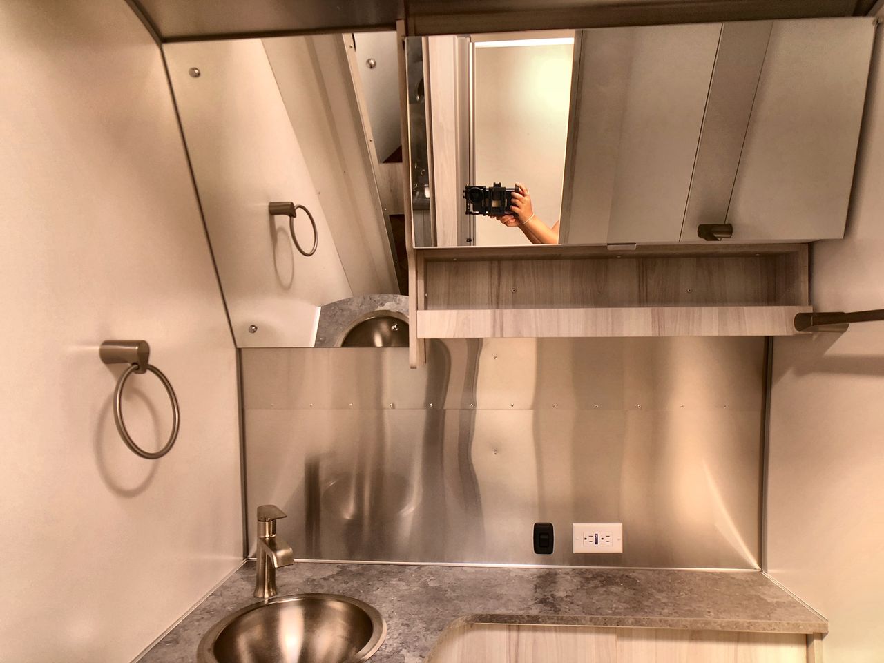 2026 Airstream 28RBQ Base