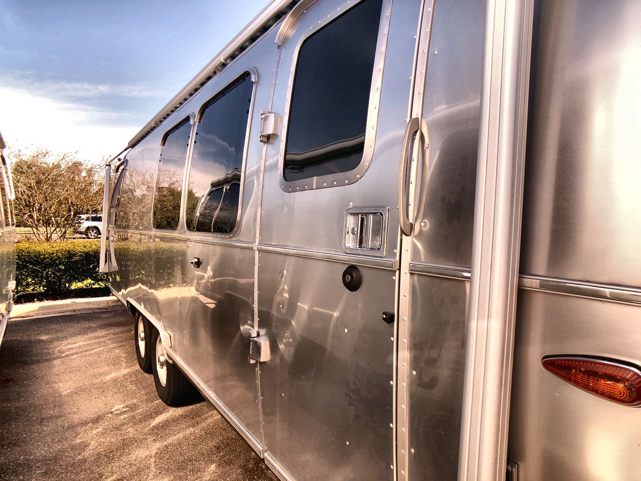 2026 Airstream 28RBQ Base