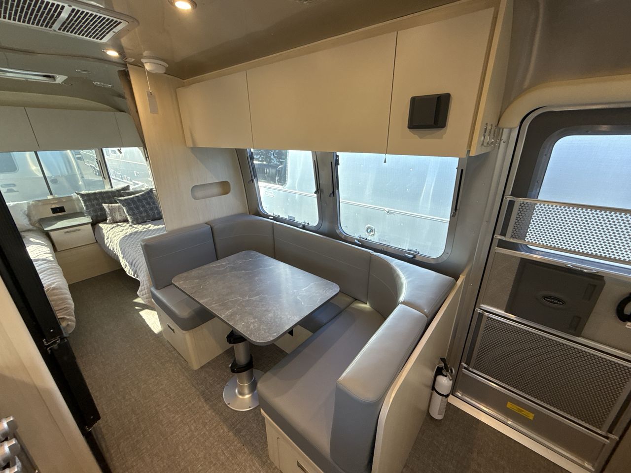 2026 Airstream 23FBT Base