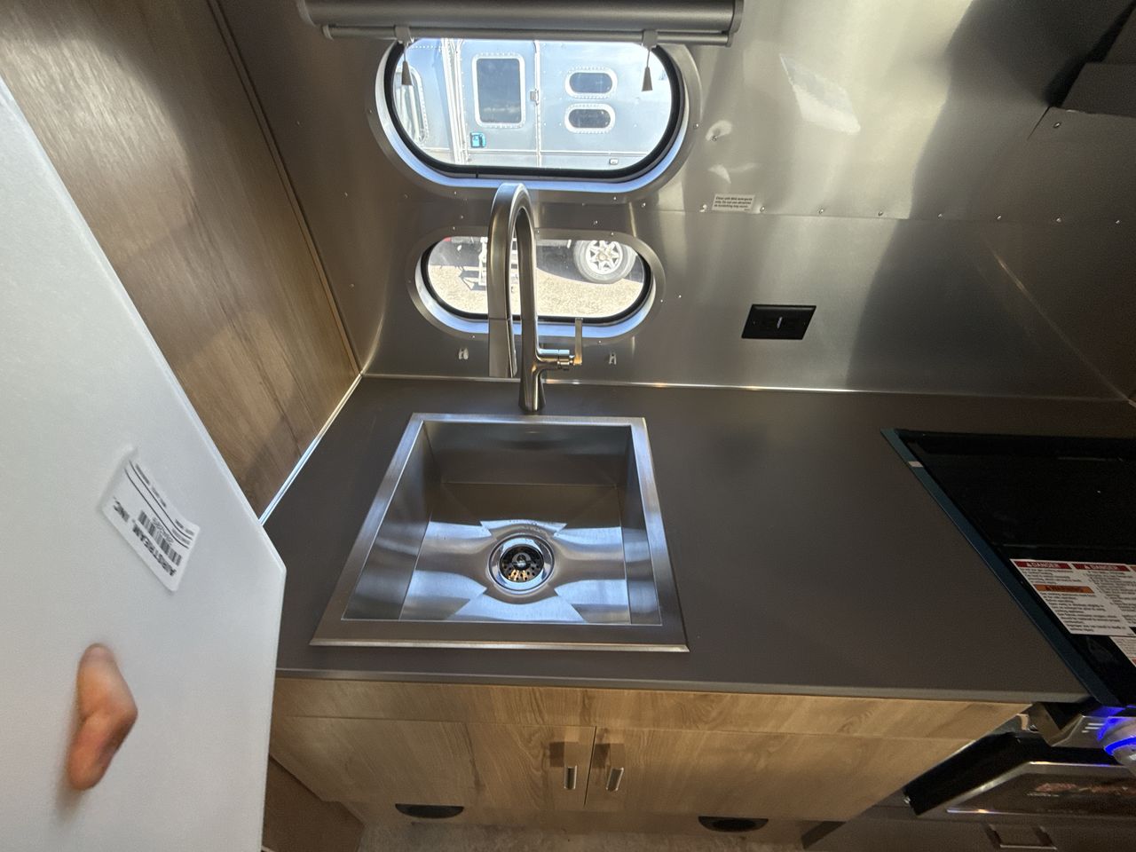 2026 Airstream 23FBT Base