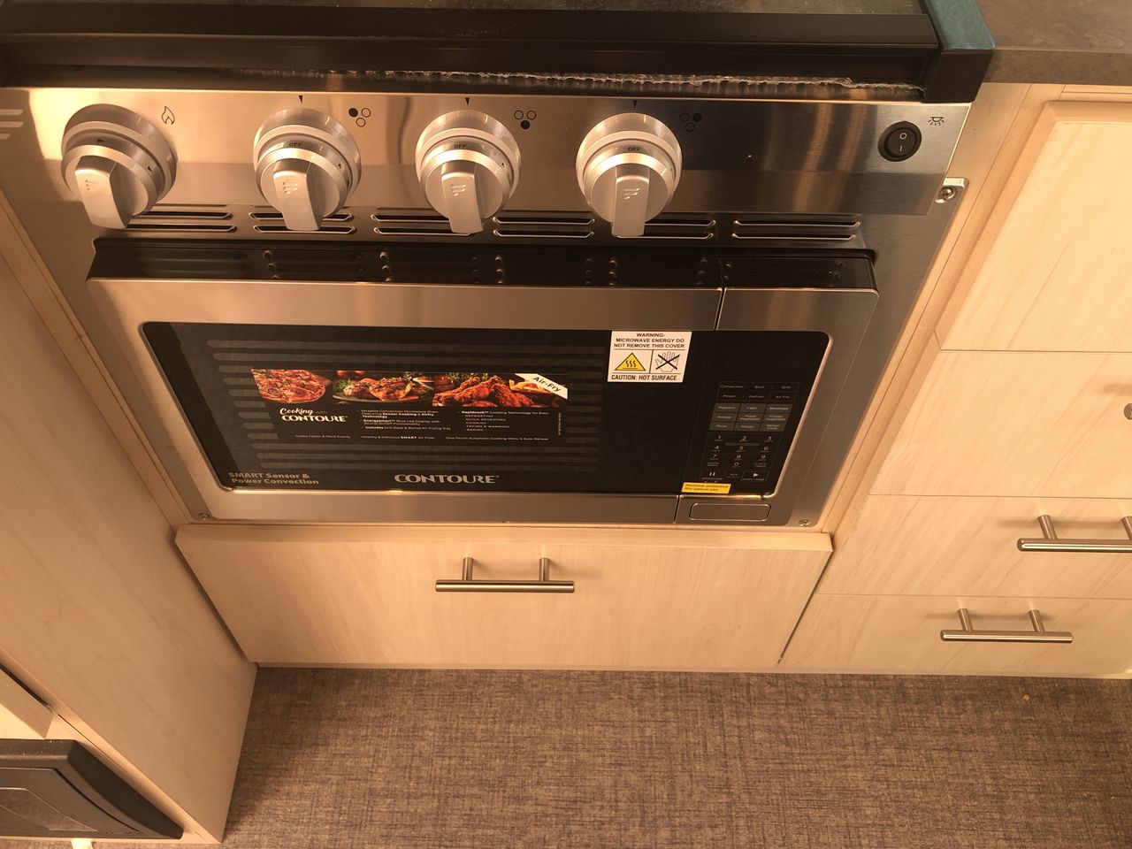 2026 Airstream 27FBT Base