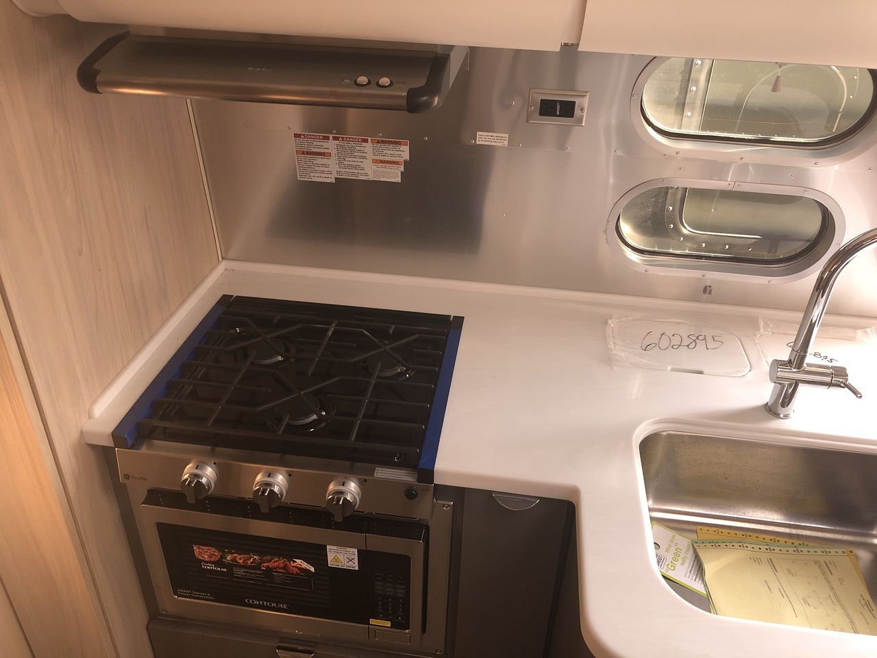 2026 Airstream 25FBQ Base