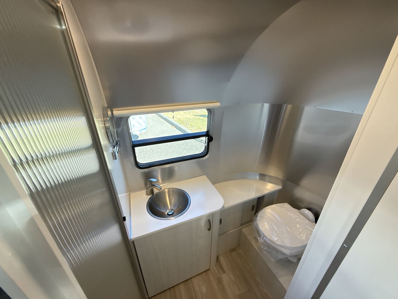 2026 Airstream 22FB Base