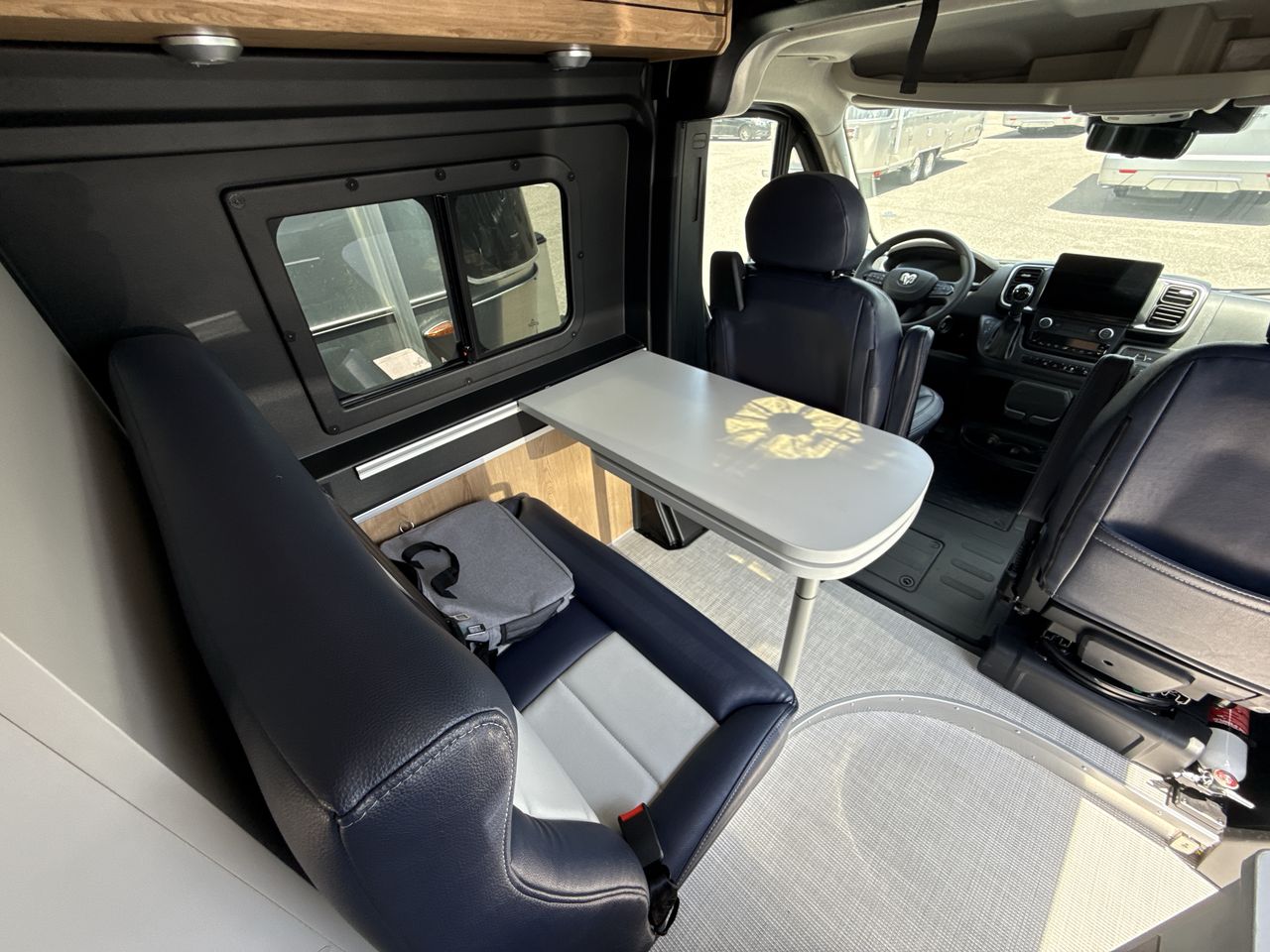 2026 Airstream Rangeline Base