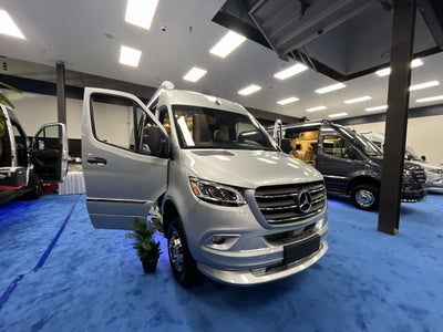2025 Airstream 24GT Base