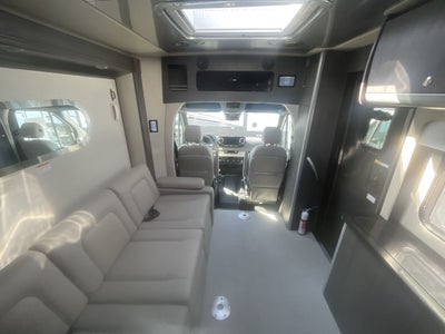 2026 Airstream Murphy Suite Base